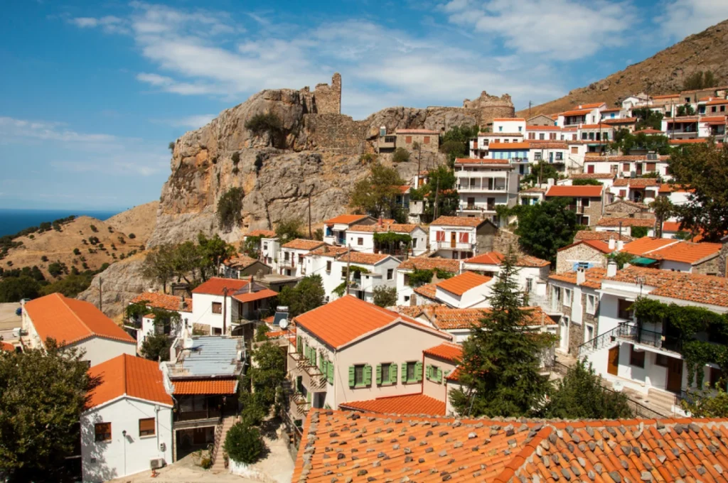 Αυτά είναι τα 20 ελληνικά χωριά με τα πιο ασυνήθιστα ονόματα