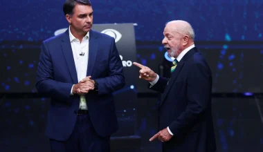 Εκλογικό «θρίλερ» στη Βραζιλία: Μόλις μία μονάδα η διαφορά Λούλα-Μπολσονάρο – Ποιος προηγείται