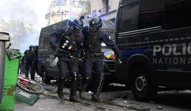Γαλλία: Συγκρούσεις διαδηλωτών με την αστυνομία στο Παρίσι – Επεισόδια και σε άλλες πόλεις