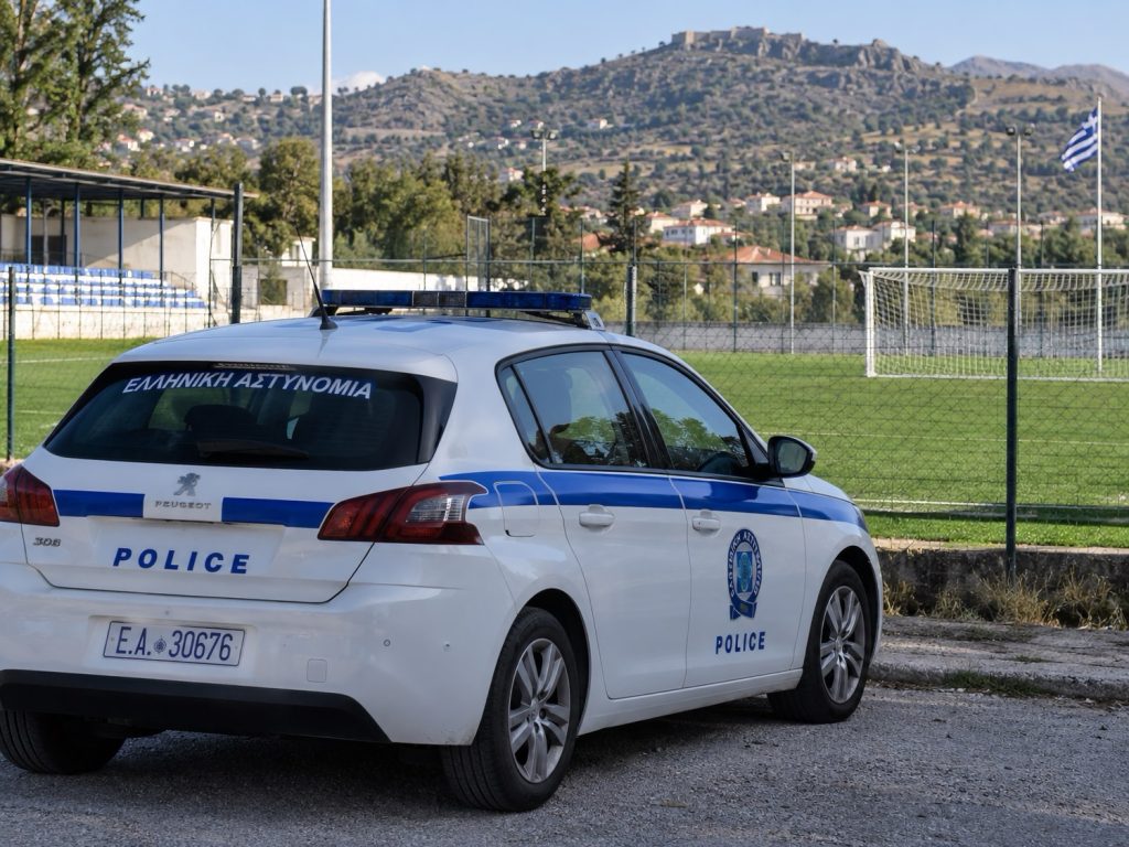 Γροθιές μεταξύ ποδοσφαιριστών στη Λάρισα – Διακομίστηκε παίκτης στο νοσοκομείο