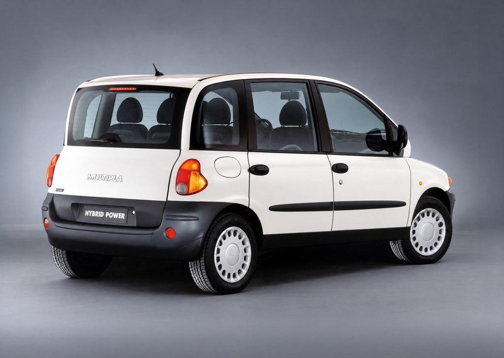FIAT Multipla Hybrid Power: Είχε πρίζα και 80 km αυτονομία το 2000!