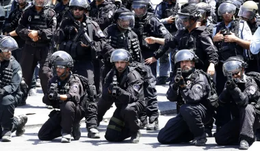 «Δρακόντεια» μέτρα ασφαλείας με 20.000 αστυνομικούς ενόψει των αυριανών εκλογών στο Ισραήλ