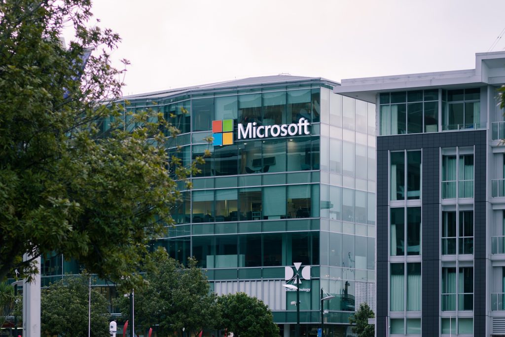 Μήνυμα της Microsoft σε 60.000 εργαζομένους της: «Μπορείτε να φύγετε εθελούσια»