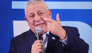 Άιζενκοτ: «Θα κινηθώ άμεσα για την αντικατάσταση της κυβέρνησης Νετανιάχου»