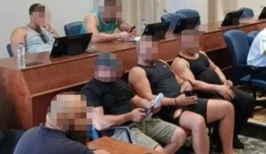 «Χωριάτικο»: Όταν «φουσκωτοί» του Α.Γιαννακόπουλου «έπαιξαν» ξύλο στο δημοτικό συμβούλιο της Ρόδου