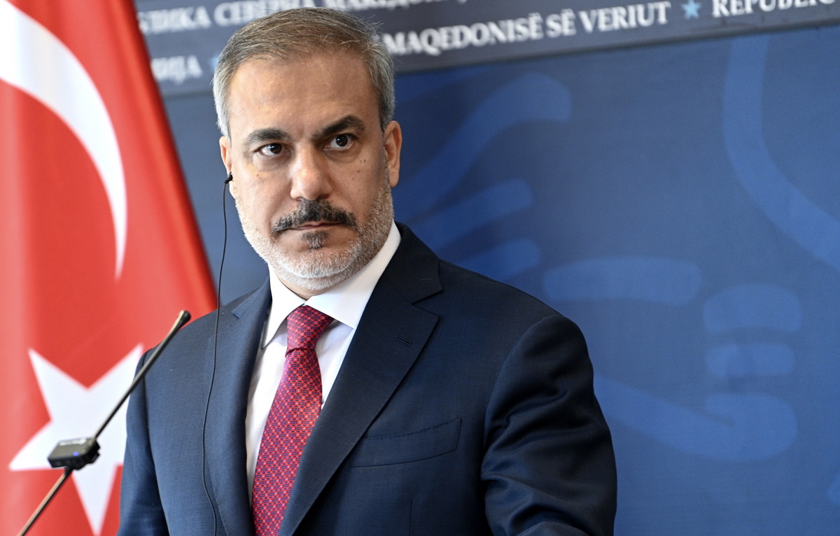 Διαψεύδει η Άγκυρα την δήθεν συνέντευξη του Χακάν Φιντάν σε γνωστή αθηναϊκή εφημερίδα
