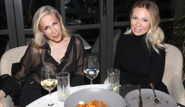 Έφη Σαρρή: «Είχα κάνει σχέσεις με θαυμαστές μου» – Τι αποκάλυψε για την προσωπική της ζωή