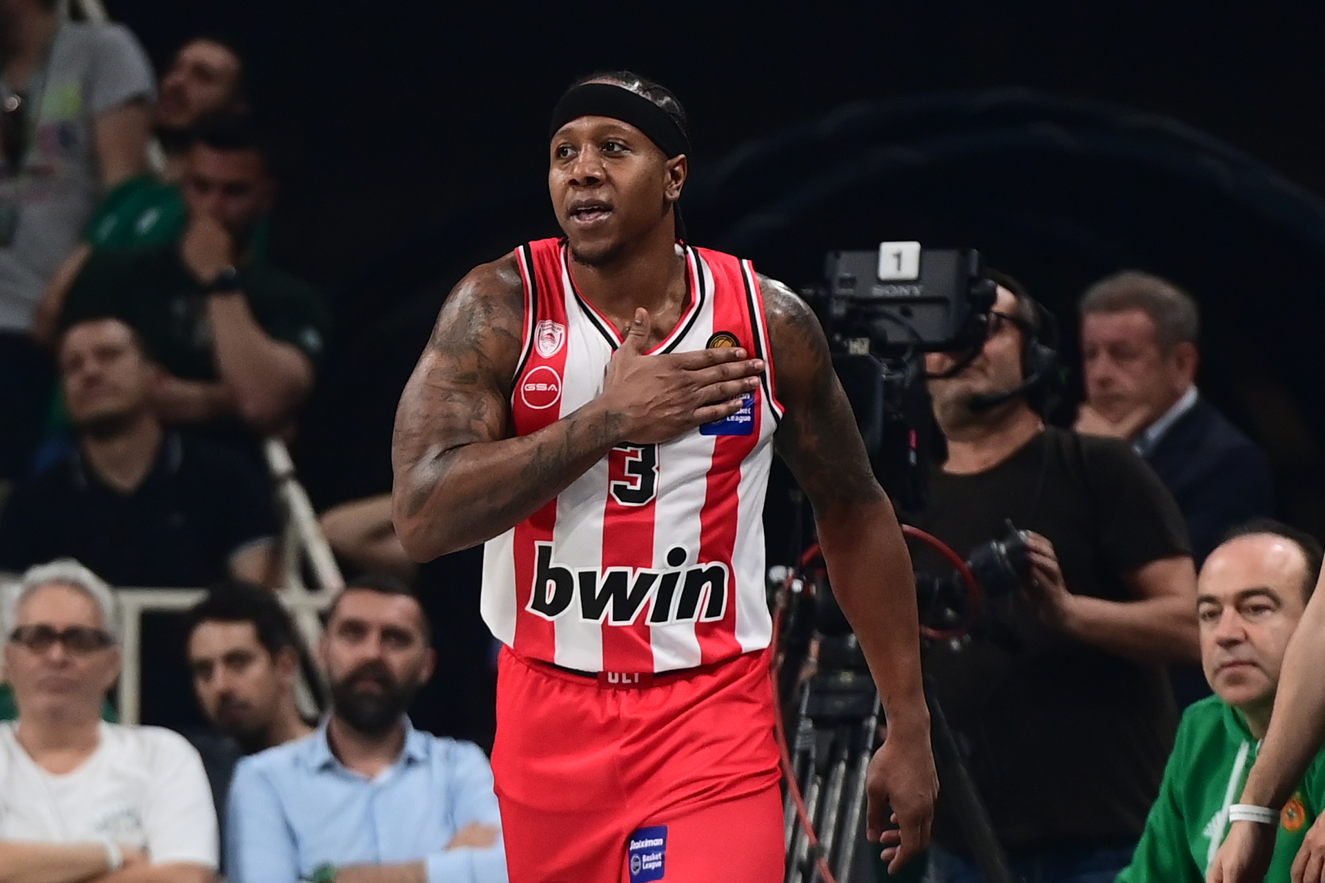 Αϊζάια Κάνααν για Basketgate: «Με έπιασαν από τον λαιμό και ο διαιτητής δεν σφύριξε τίποτα»