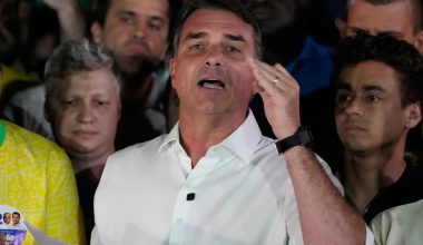 Στις ΗΠΑ ο Φ.Μπολσονάρου παρά την δικαστική εντολή για τα διαβατήριά του: Η παρέμβαση Ν.Τραμπ