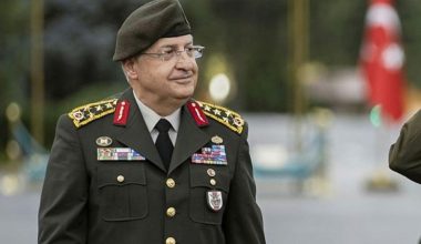Μήνυμα της Άγκυρας σε Μόσχα και Κίεβο: «Σταματήστε τις επιθέσεις σε εμπορικά πλοία»