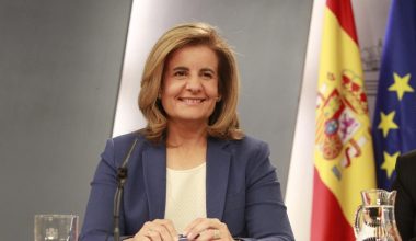 Θρίλερ με την πρώην Ισπανίδα υπουργό Εργασίας: Αναφορές ότι σκοτώθηκε στο σιδηροδρομικό δυστύχημα!