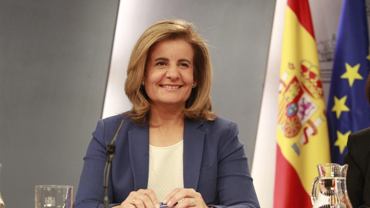 Θρίλερ με την πρώην Ισπανίδα υπουργό Εργασίας: Αναφορές ότι σκοτώθηκε στο σιδηροδρομικό δυστύχημα!
