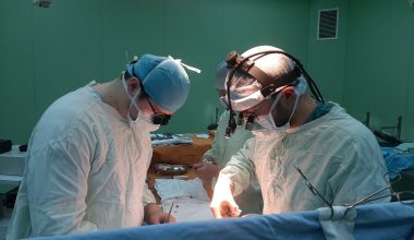 Γιατροί στην Ουκρανία αρνούνται να περιθάλψουν ρωσόφωνους ασθενείς!