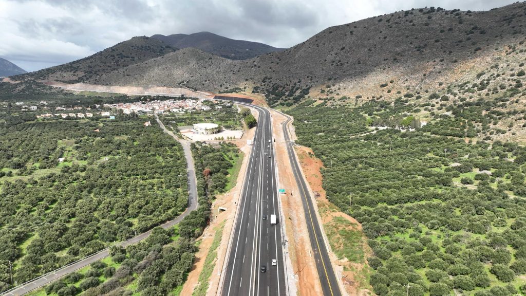 ΒΟΑΚ: Παραδόθηκαν τα πρώτα 10 χιλιόμετρα του τμήματος Νεάπολη – Άγιος Νικόλαος από τον όμιλο AKTOR