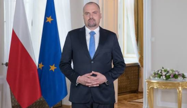 Πολιτική κρίση στην Πολωνία: Παραιτήθηκε ο πρέσβης στην Κίνα