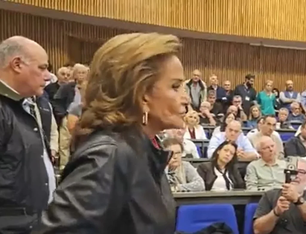 Ένταση με τη Ν.Μπακογιάννη στο Νοσοκομείο Χανίων: «Κλείστο το στόμα σου πουλάκι μου»