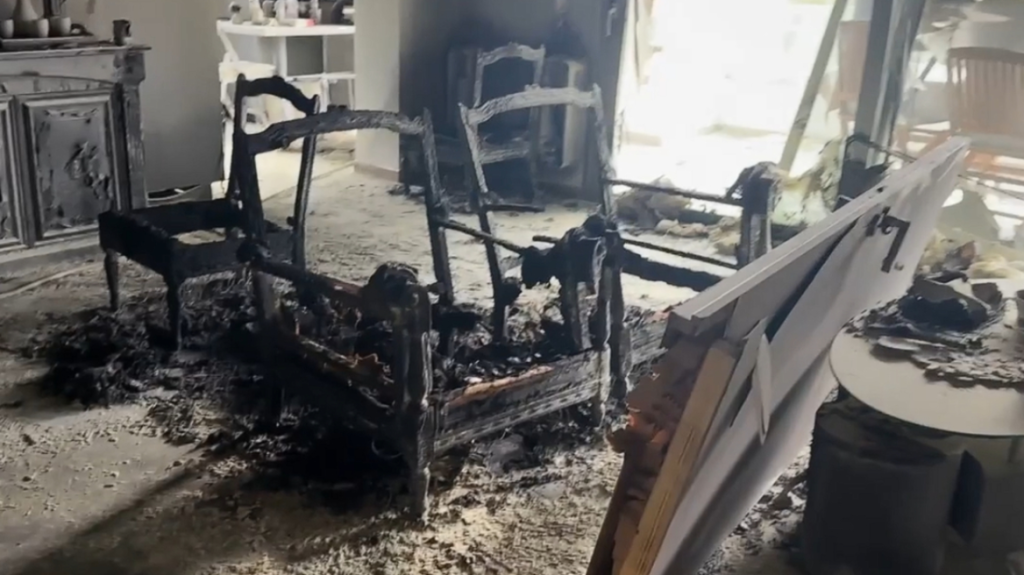 Με εντολή Ν.Δένδια σε άμεση διαθεσιμότητα ο Επικελευστής για την φωτιά στο σπίτι της συντρόφου της
