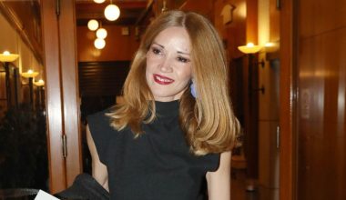 Ιωάννα Παππά: Η ηθοποιός μίλησε για το πώς ένιωσε που έγινε μητέρα στα 42 (βίντεο)